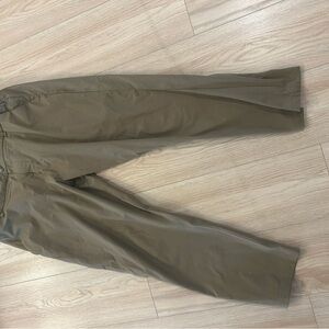 Lululemon Commission Artifact Color 38”x30”